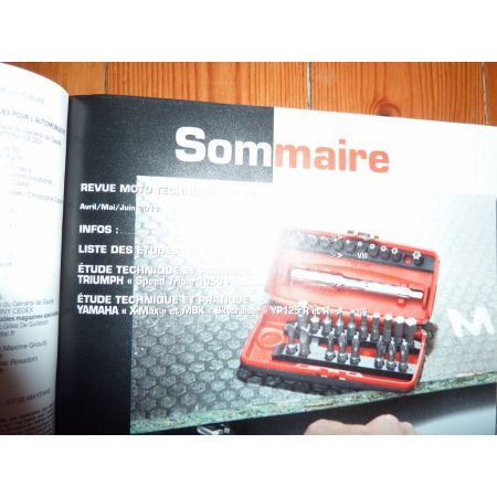 Speed Triple X Max YP125R Revue Technique moto Mbk et Triumph Yamaha