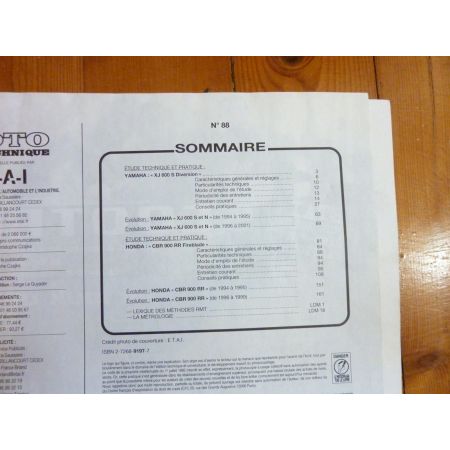 XJ600 CBR900RR Revue Technique moto Honda Yamaha